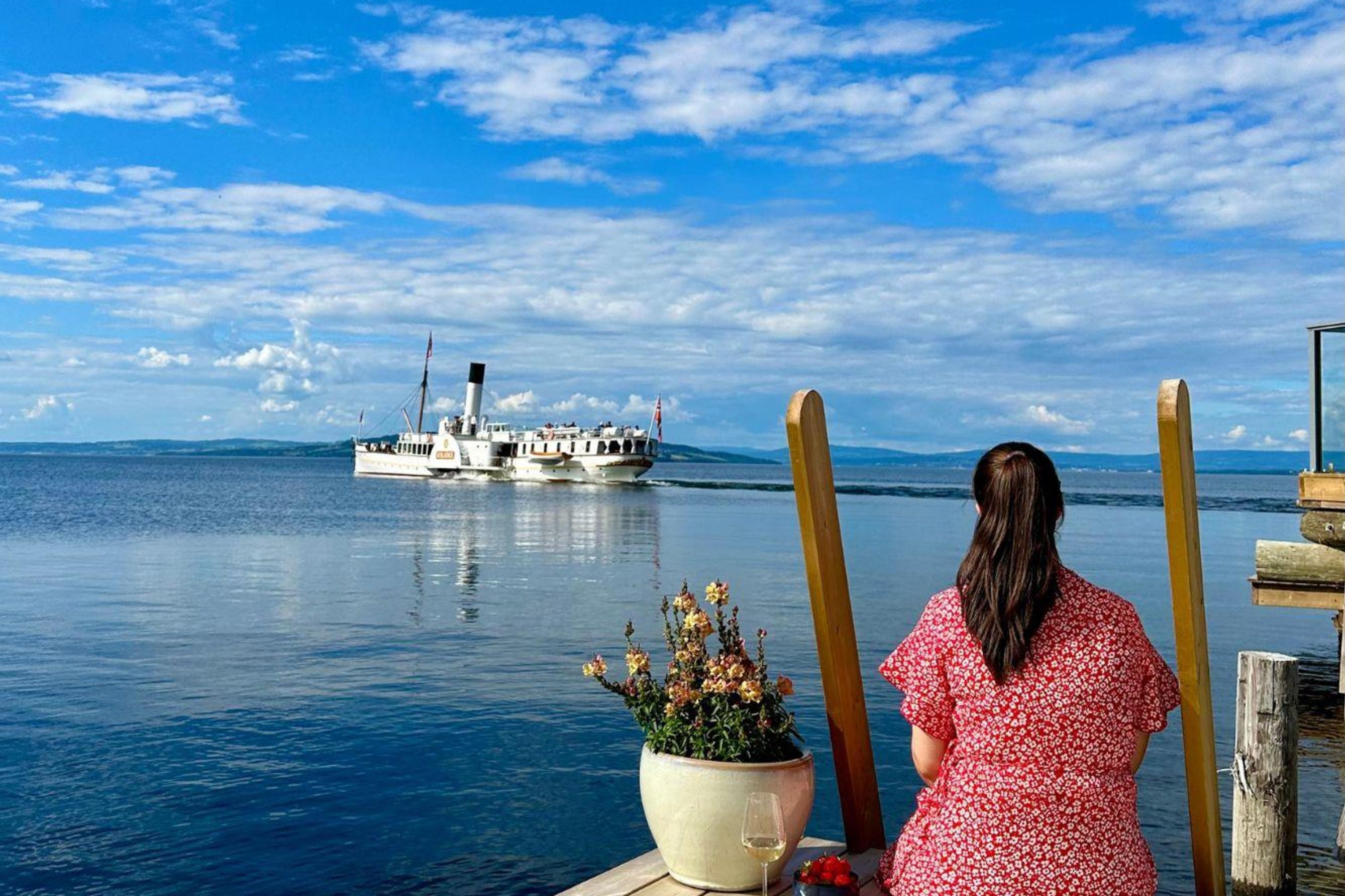 Evjua Camping - Restaurant, camping and accommodation by lake Mjøsa ...